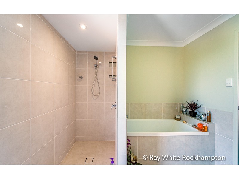 21 Frenchman’s Lane, Frenchville QLD 4701