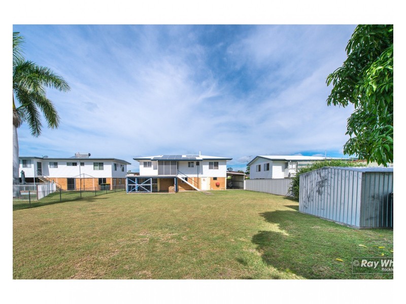97 Rice Street, Park Avenue QLD 4701