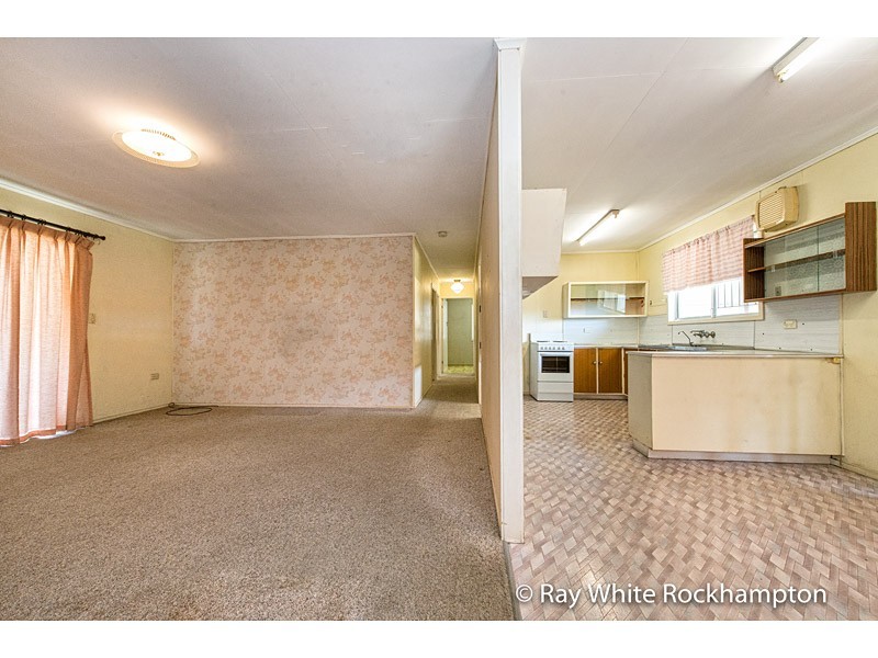 53 Menzies Street, Park Avenue QLD 4701