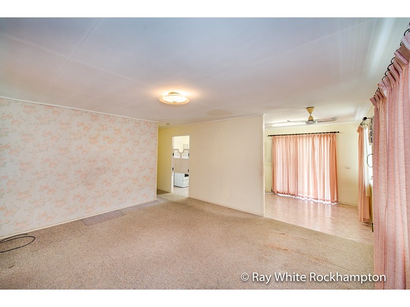 53 Menzies Street, Park Avenue QLD 4701