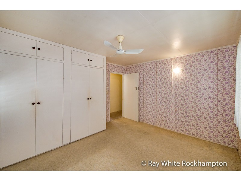 53 Menzies Street, Park Avenue QLD 4701