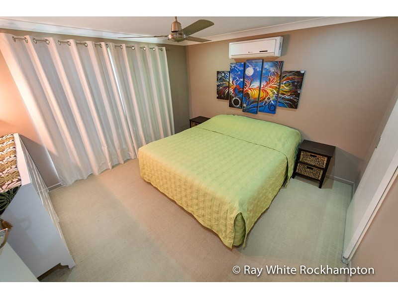 8 Sandy’s Place, Kawana QLD 4701