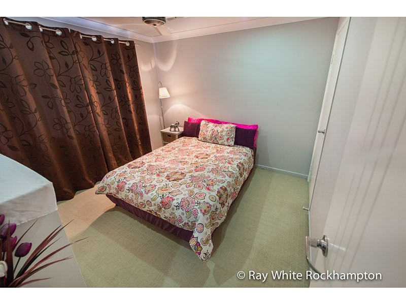 8 Sandy’s Place, Kawana QLD 4701