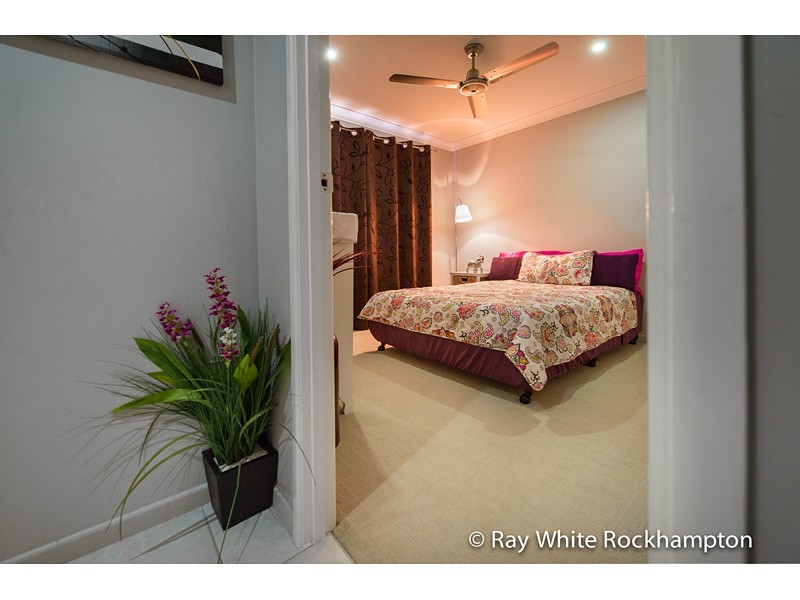 8 Sandy’s Place, Kawana QLD 4701