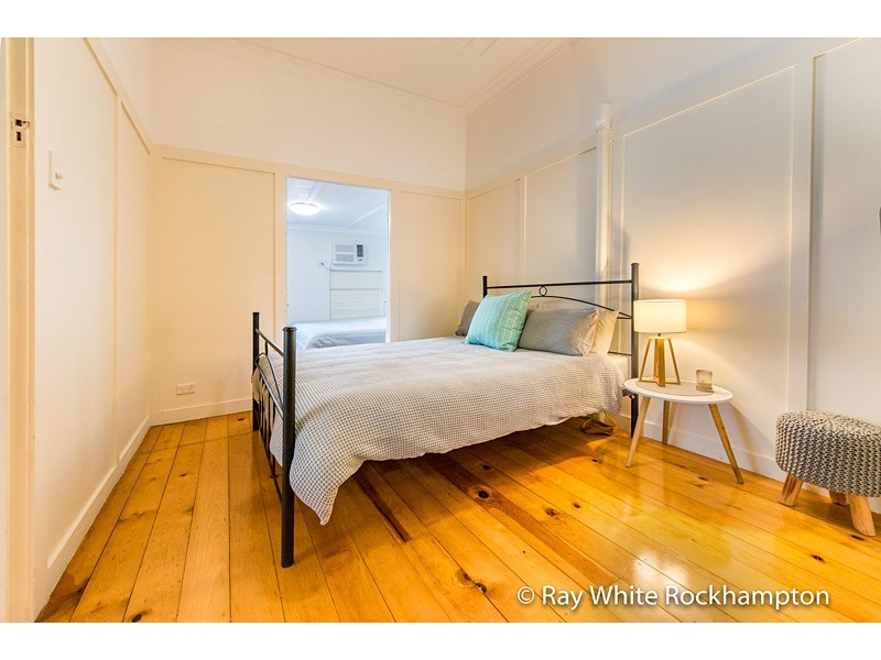 7 Penlington Street, The Range QLD 4700