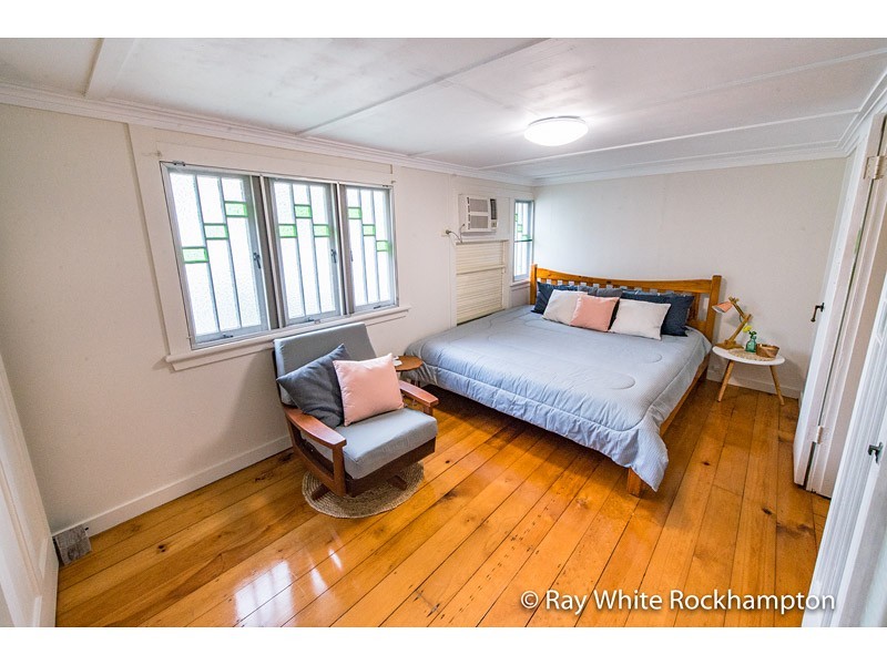 7 Penlington Street, The Range QLD 4700