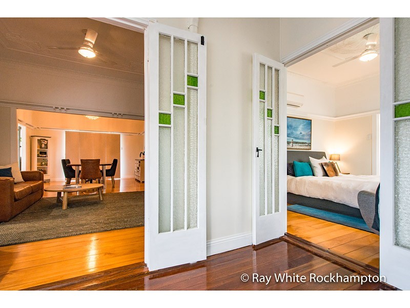 7 Penlington Street, The Range QLD 4700
