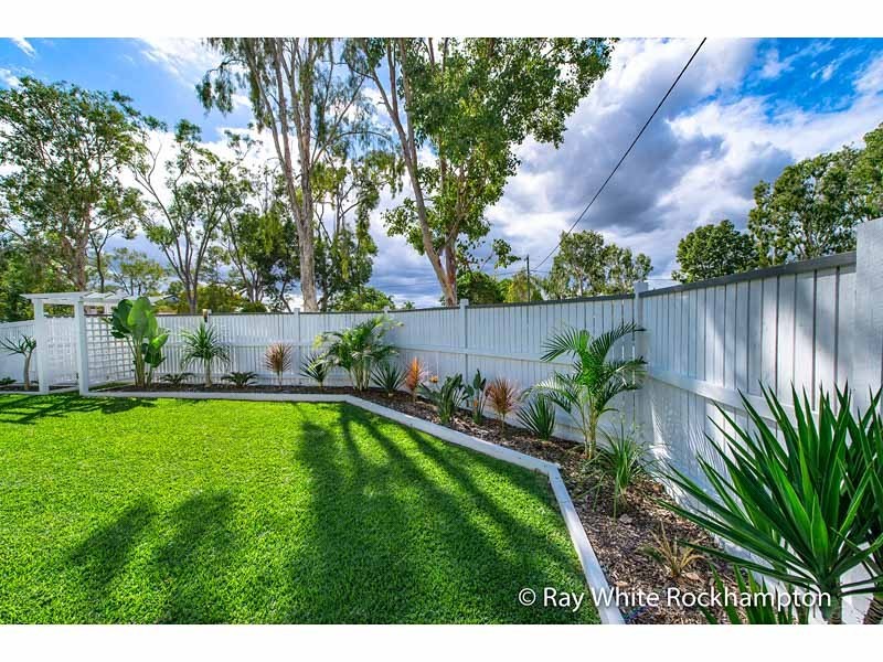 7 Penlington Street, The Range QLD 4700