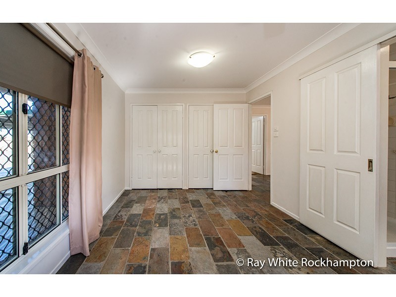 7 Orana Place, Kawana QLD 4701