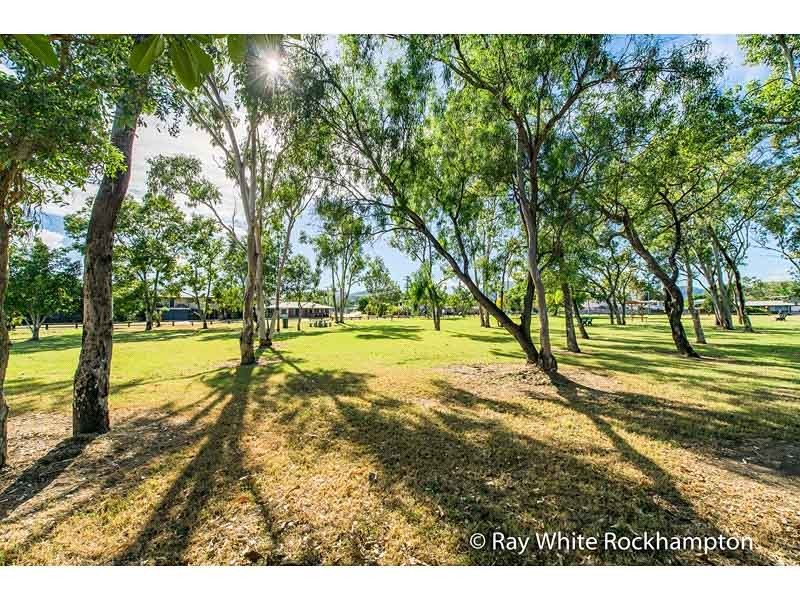 7 Orana Place, Kawana QLD 4701