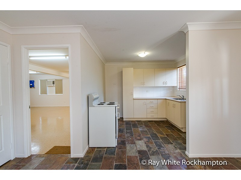 7 Orana Place, Kawana QLD 4701