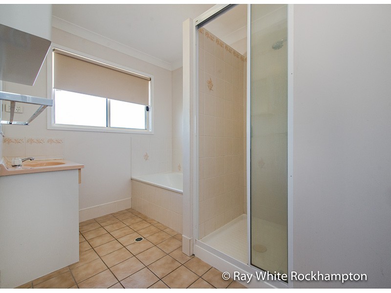 7 Orana Place, Kawana QLD 4701