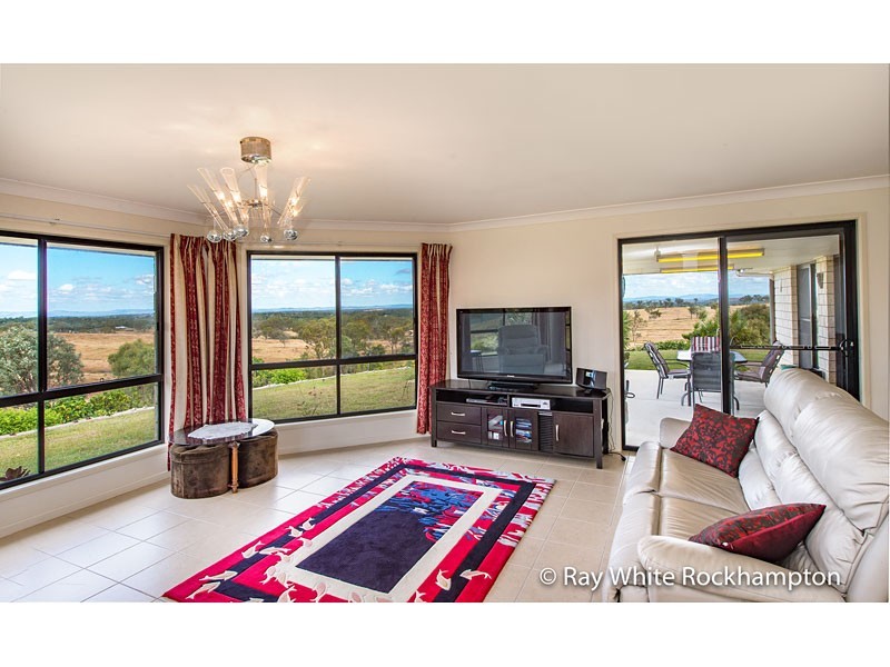 13 Trenwith Terrace, Rockyview QLD 4701