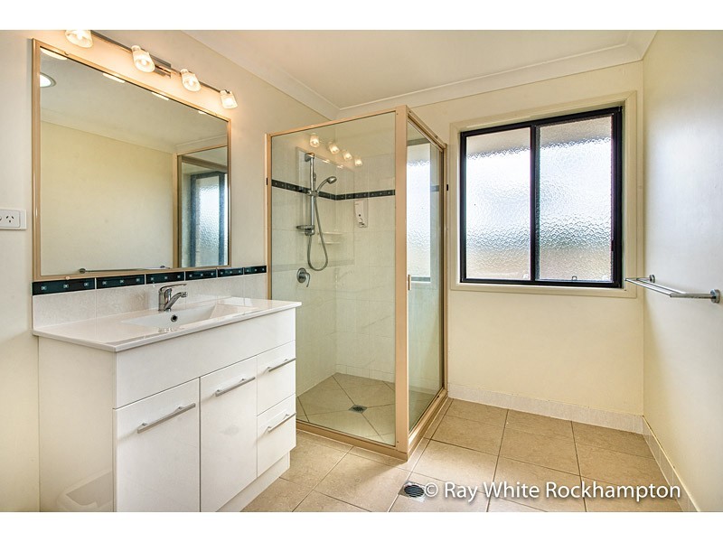 13 Trenwith Terrace, Rockyview QLD 4701