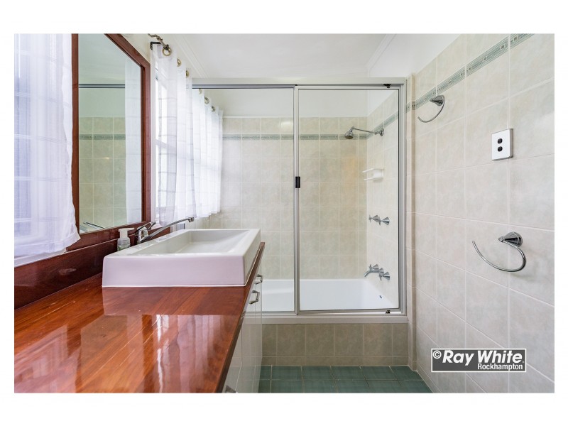 24 Wiseman Street, The Range QLD 4700