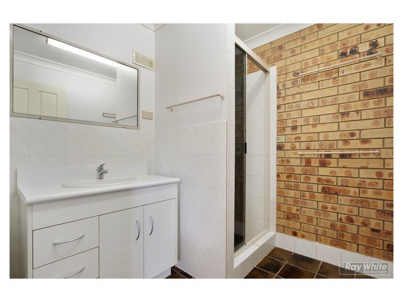 15 Hutcheon Street, Kawana QLD 4701