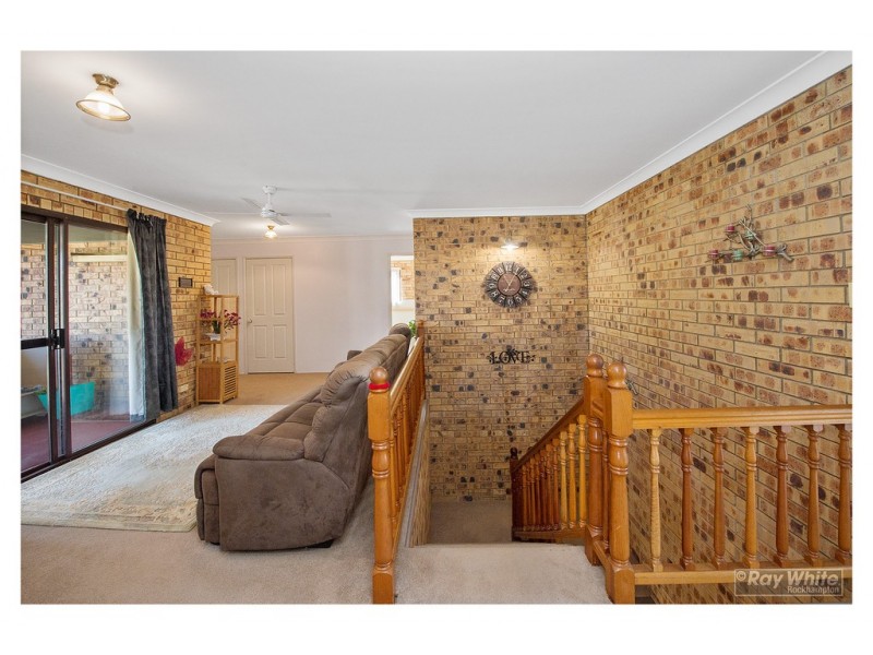 15 Hutcheon Street, Kawana QLD 4701