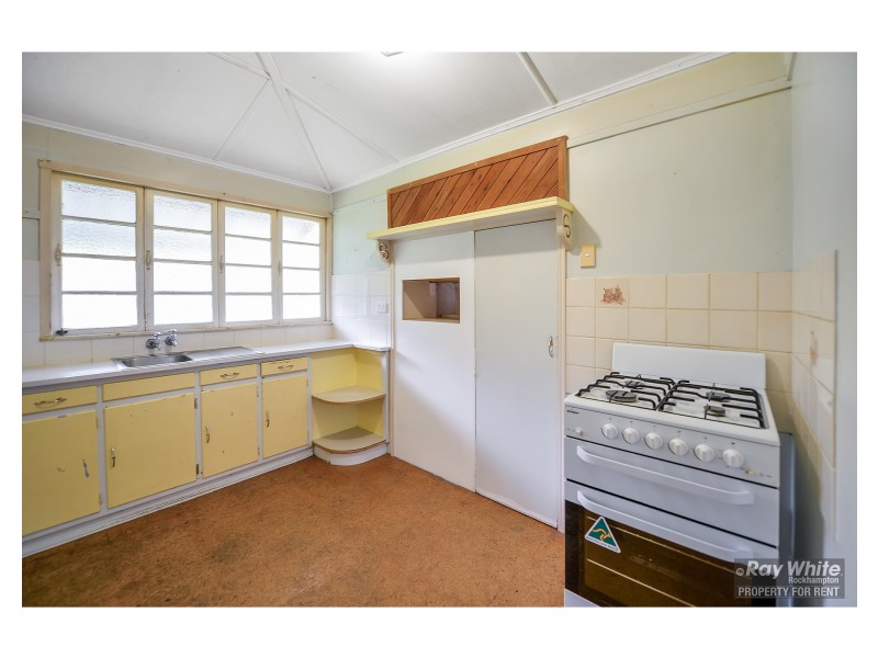 24 Pilkington Street, Koongal QLD 4701