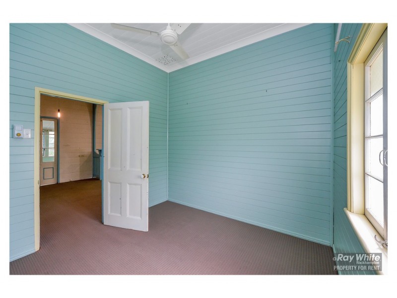 24 Pilkington Street, Koongal QLD 4701