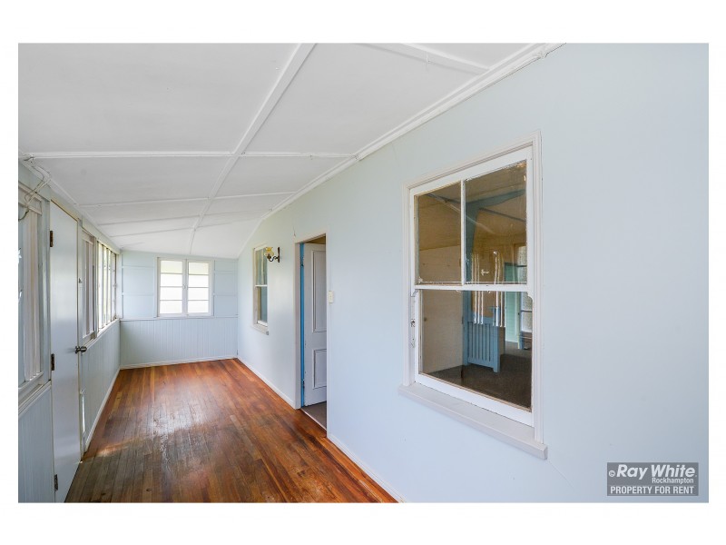 24 Pilkington Street, Koongal QLD 4701