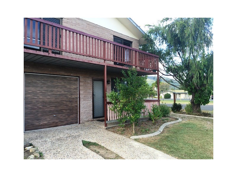 1/287 Hutton Street, Berserker QLD 4701