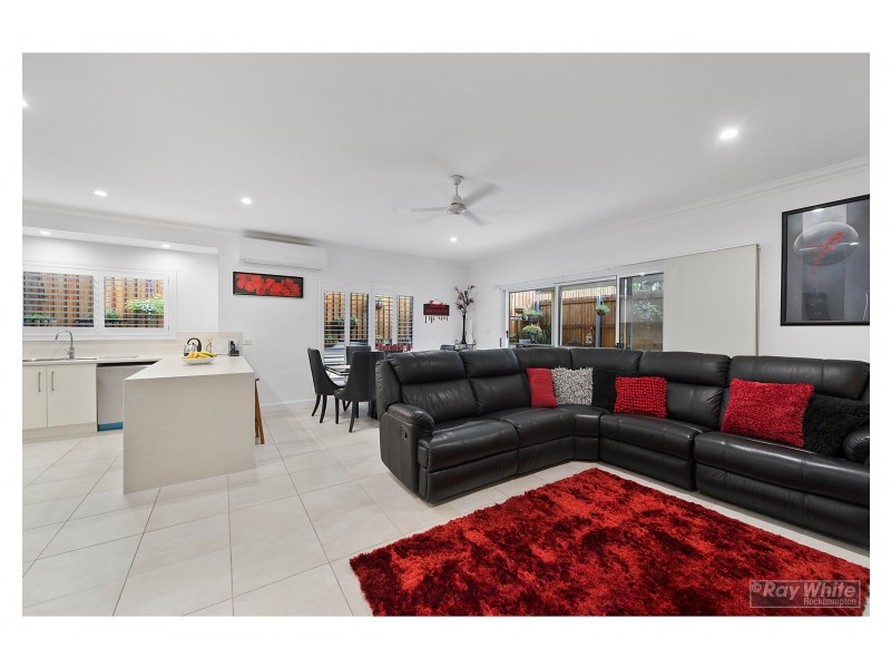 2/188-192 Upper Dawson Road, The Range QLD 4700