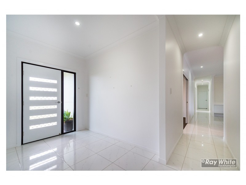 30 Riverside Drive, Parkhurst QLD 4702