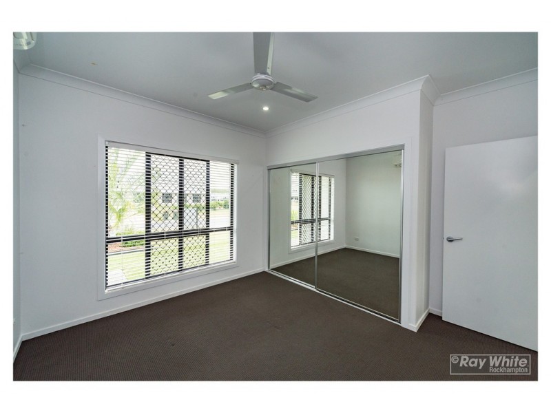 30 Riverside Drive, Parkhurst QLD 4702