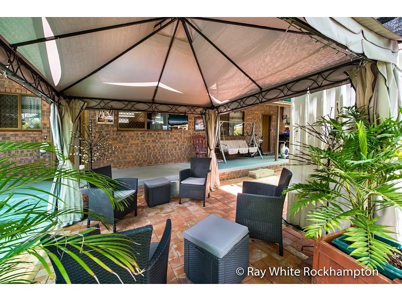 12 Jeffries Street, The Range QLD 4700