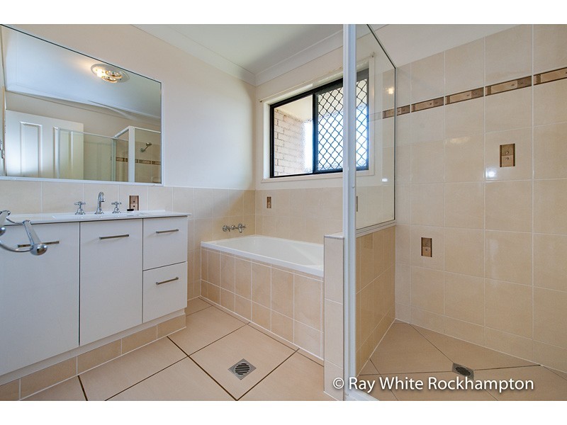 35 Origano Avenue, Gracemere QLD 4702