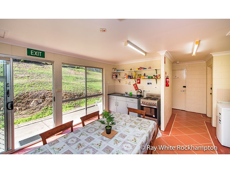 18 Leeds Avenue, Kawana QLD 4701