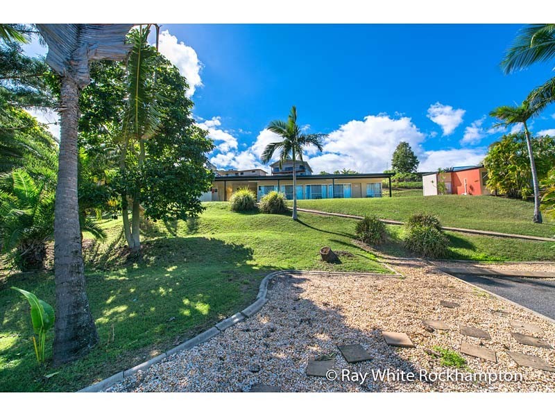 18 Leeds Avenue, Kawana QLD 4701