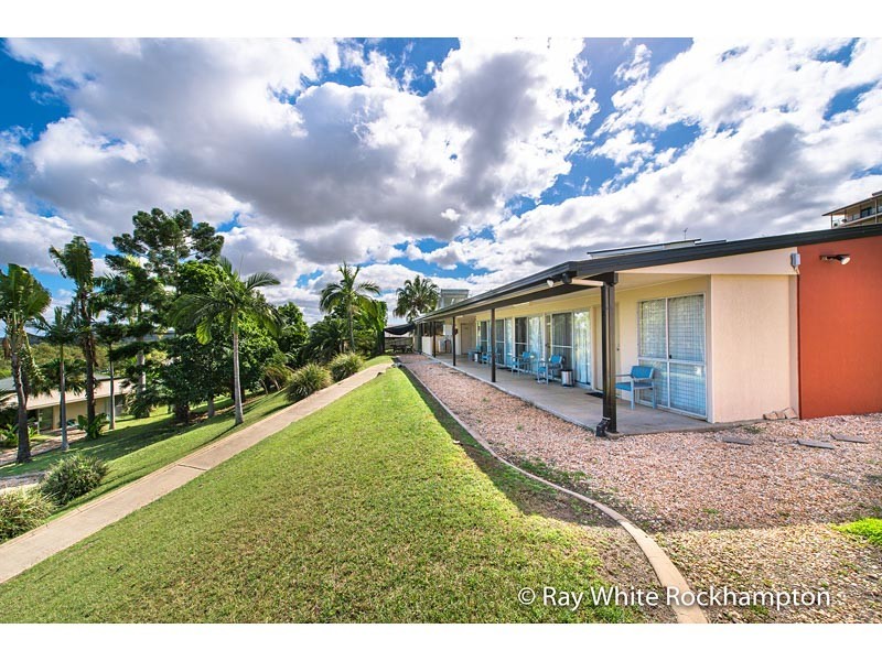 18 Leeds Avenue, Kawana QLD 4701