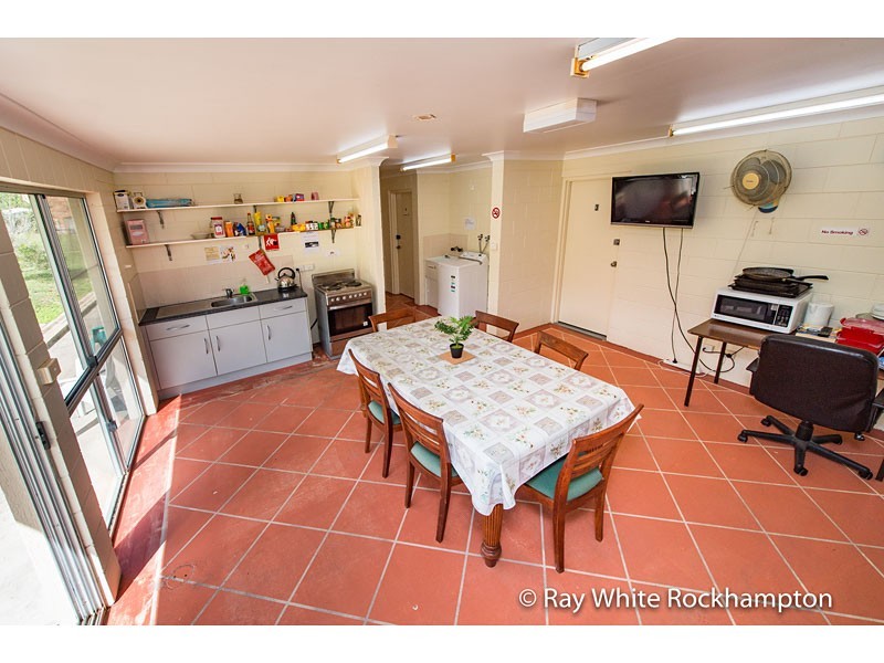 18 Leeds Avenue, Kawana QLD 4701