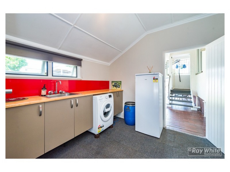 69 Eton Street, West Rockhampton QLD 4700