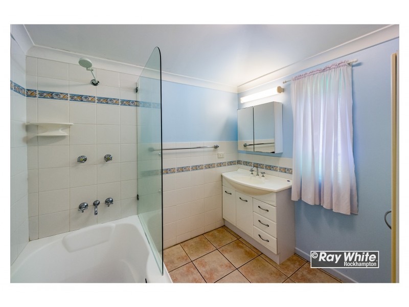 36 Nathan Street, The Range QLD 4700