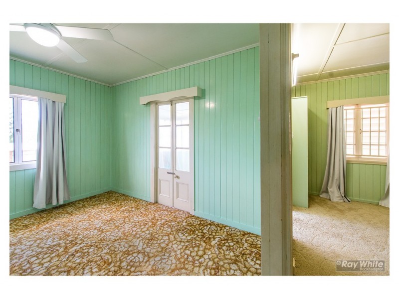 40 Cousins Street, The Range QLD 4700