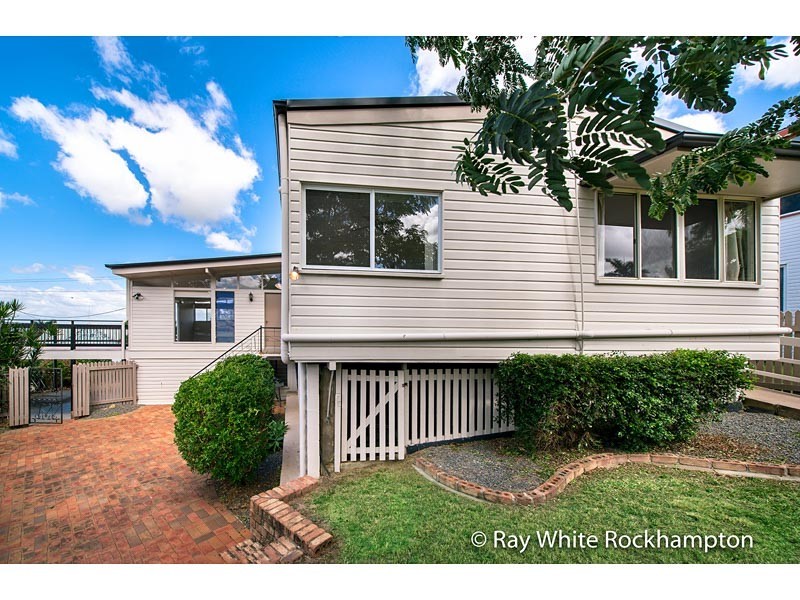 94 Caroline Street, The Range QLD 4700