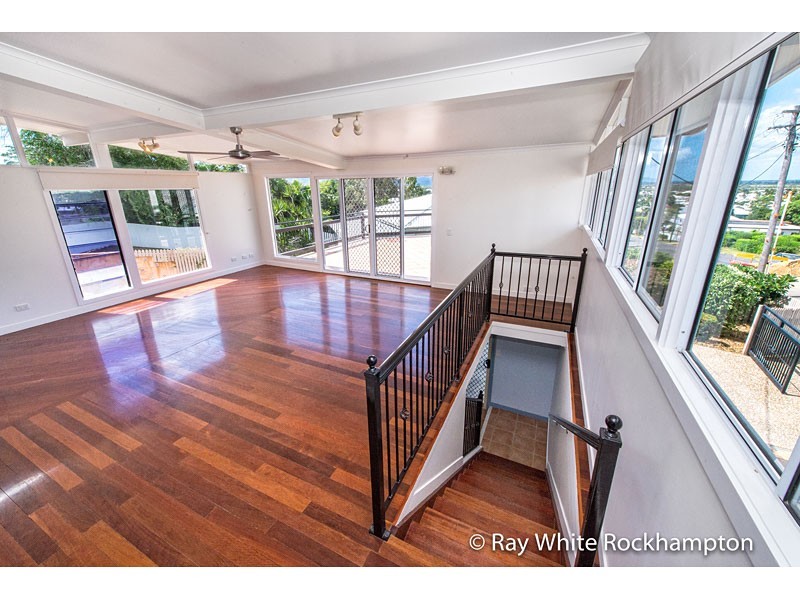 94 Caroline Street, The Range QLD 4700