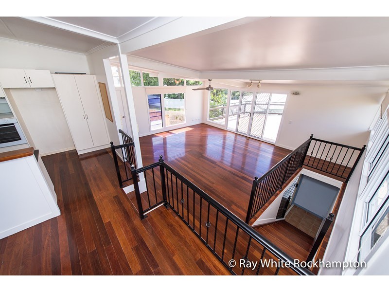 94 Caroline Street, The Range QLD 4700