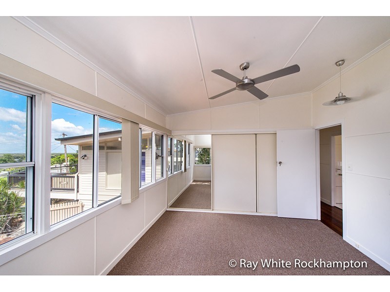 94 Caroline Street, The Range QLD 4700