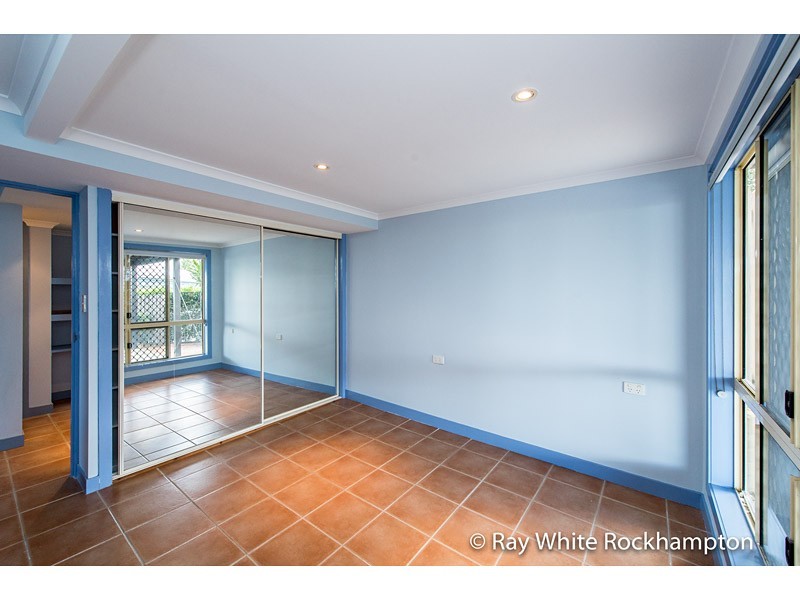 94 Caroline Street, The Range QLD 4700