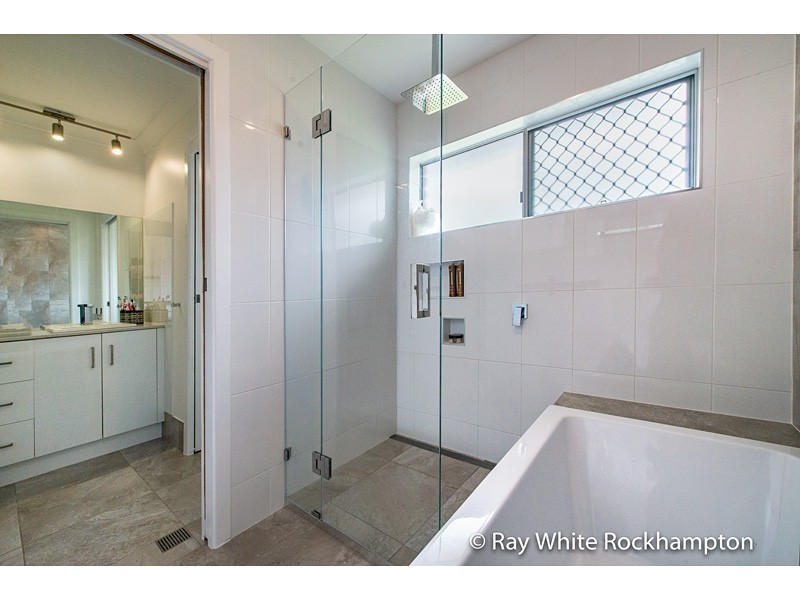 6 Beal Avenue, Frenchville QLD 4701