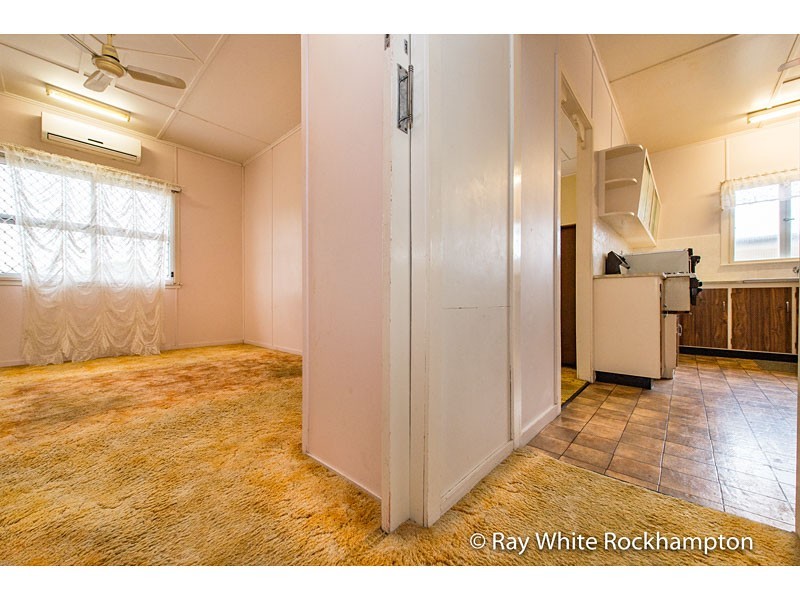 9 Luck Avenue, Wandal QLD 4700