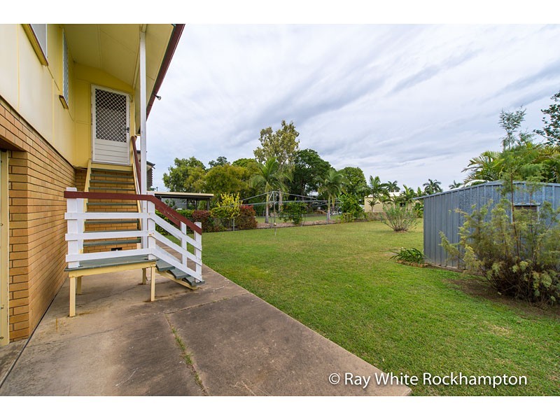 9 Luck Avenue, Wandal QLD 4700
