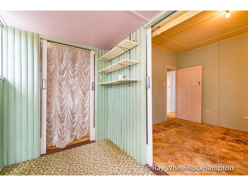 9 Luck Avenue, Wandal QLD 4700