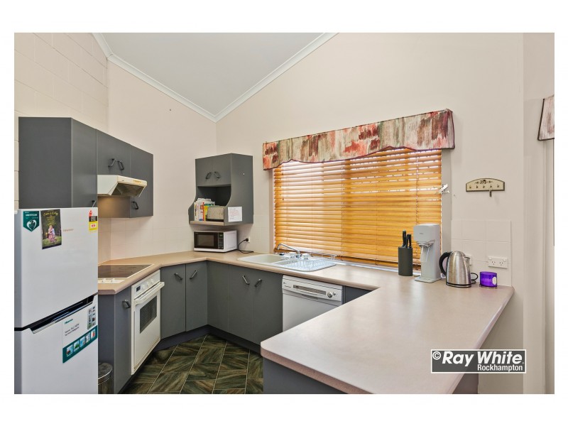 1/31 King Street, The Range QLD 4700