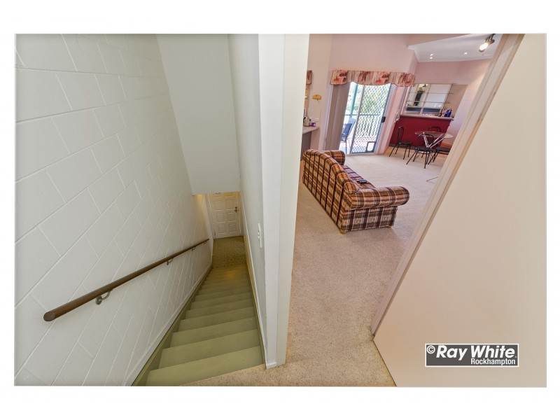 1/31 King Street, The Range QLD 4700