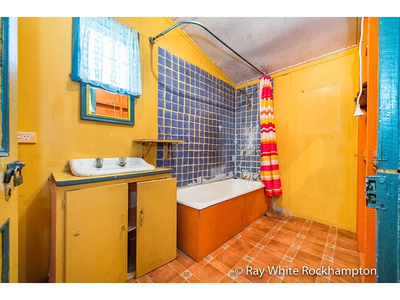 136 Edington Street, Berserker QLD 4701