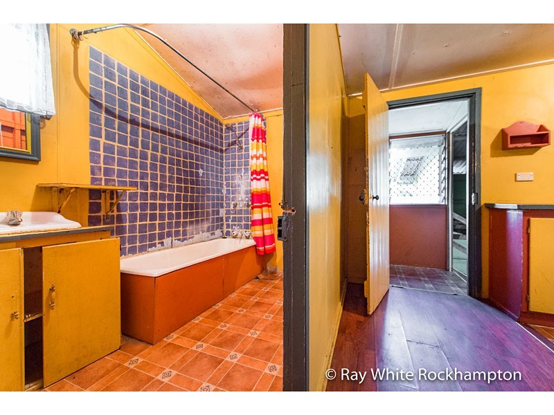 136 Edington Street, Berserker QLD 4701